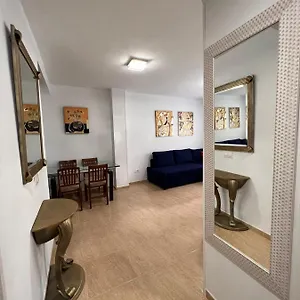  Apartment Centro - Beautiful , Newly Renovated 2 Bedroom