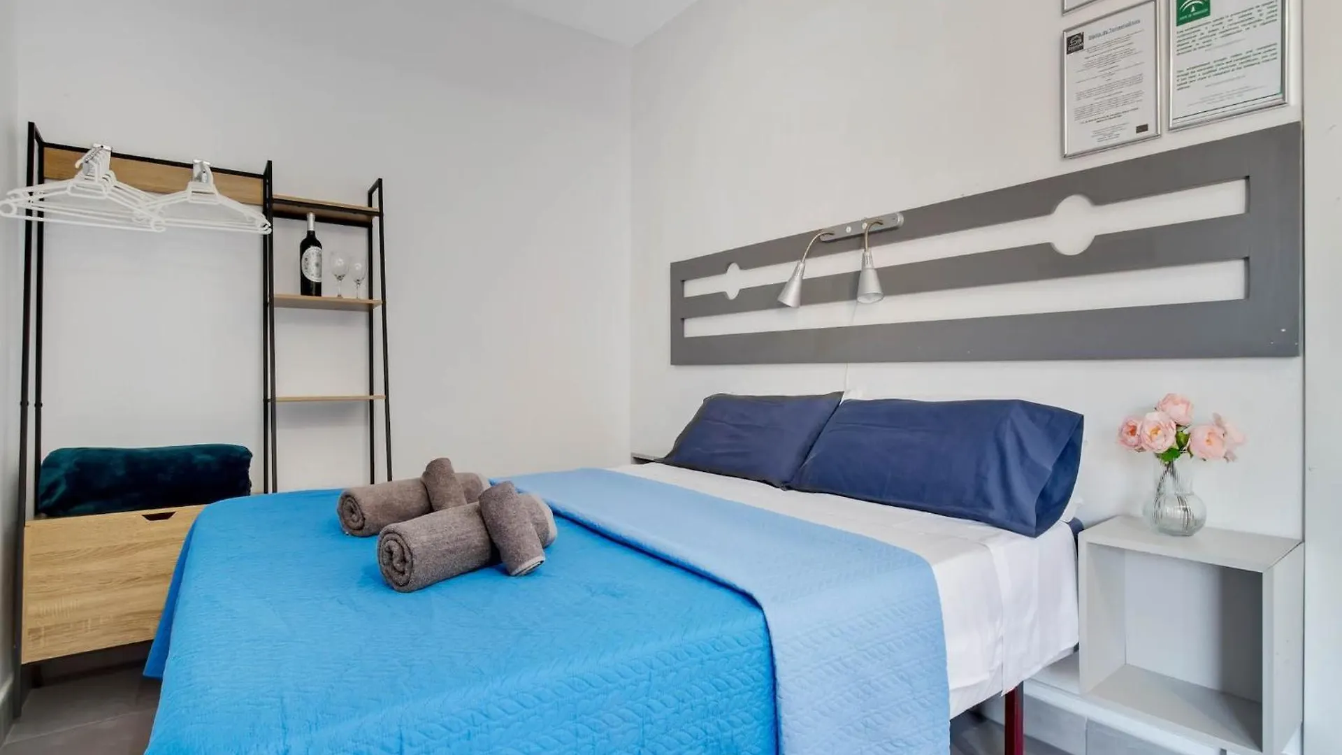 Amazing Location In Torremolinos Apartment
