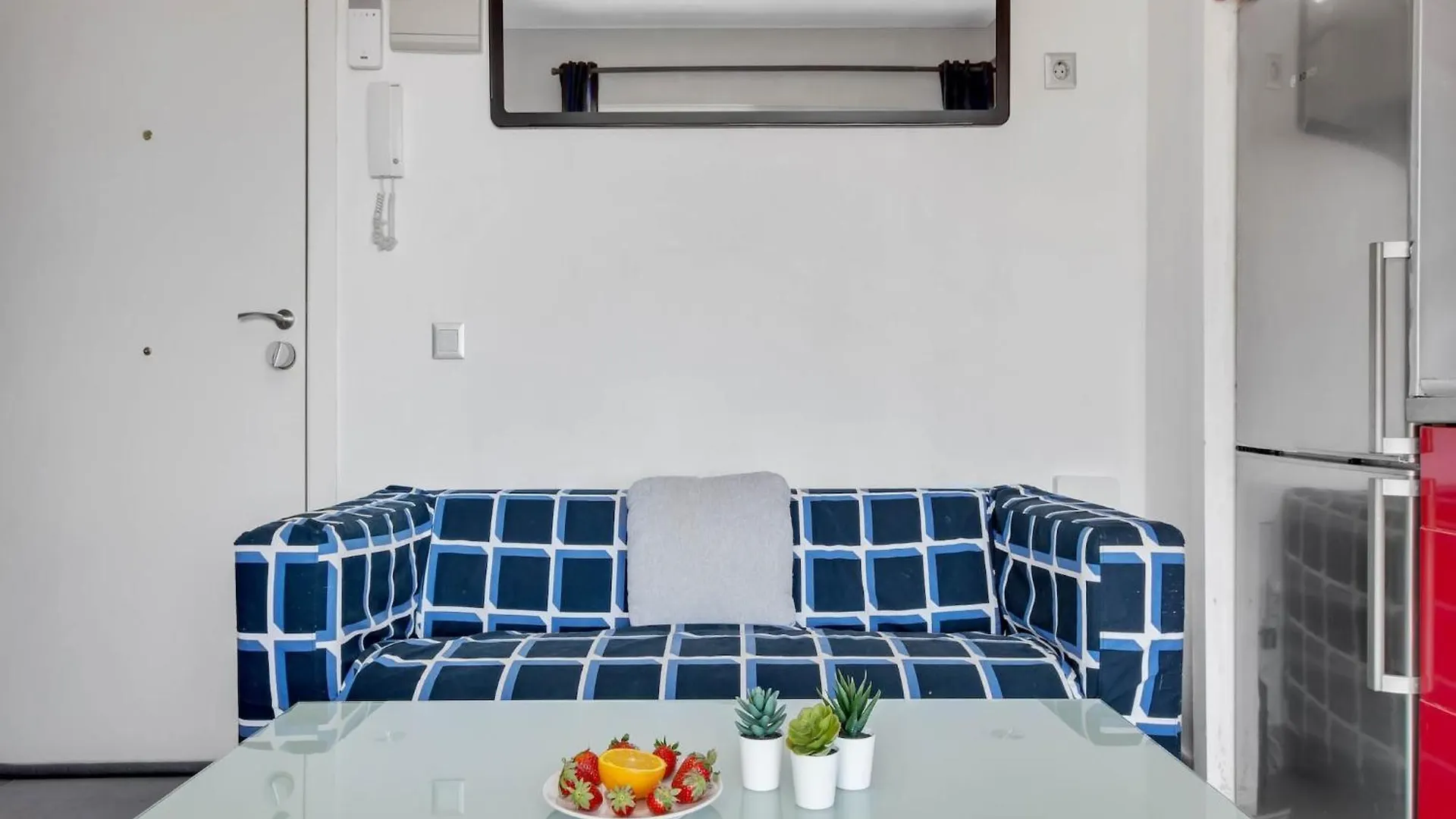 Amazing Location In Torremolinos Apartment